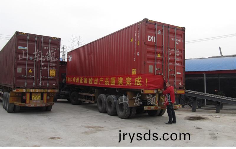 齣(chu)口孟加拉(la)機鎖(suo)桿(gan)鏇挖鑽機(ji)
